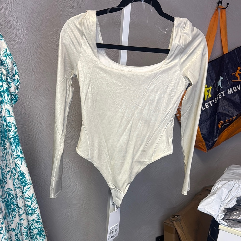 Lululemon Cream Long Sleeve Bodysuit